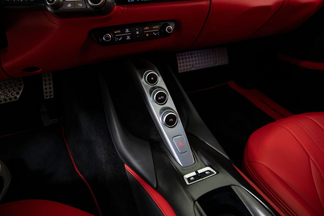 2019 Ferrari 812 Superfast - Image 18 of 31