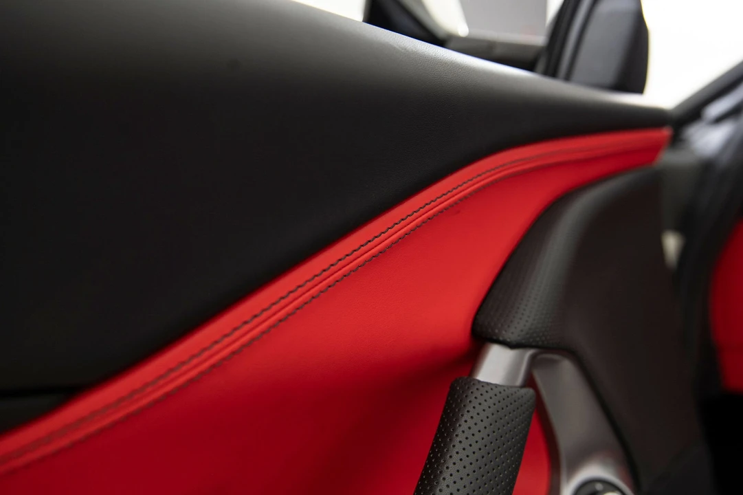 2019 Ferrari 812 Superfast - Image 16 of 31