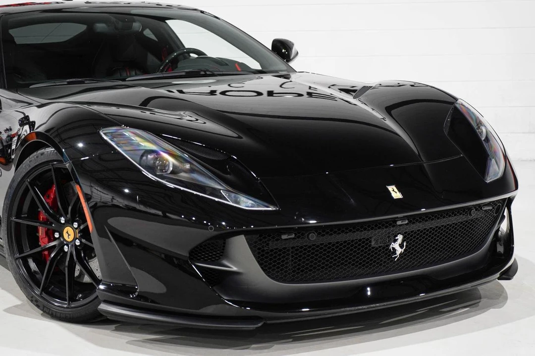 2019 Ferrari 812 Superfast - Image 28 of 31