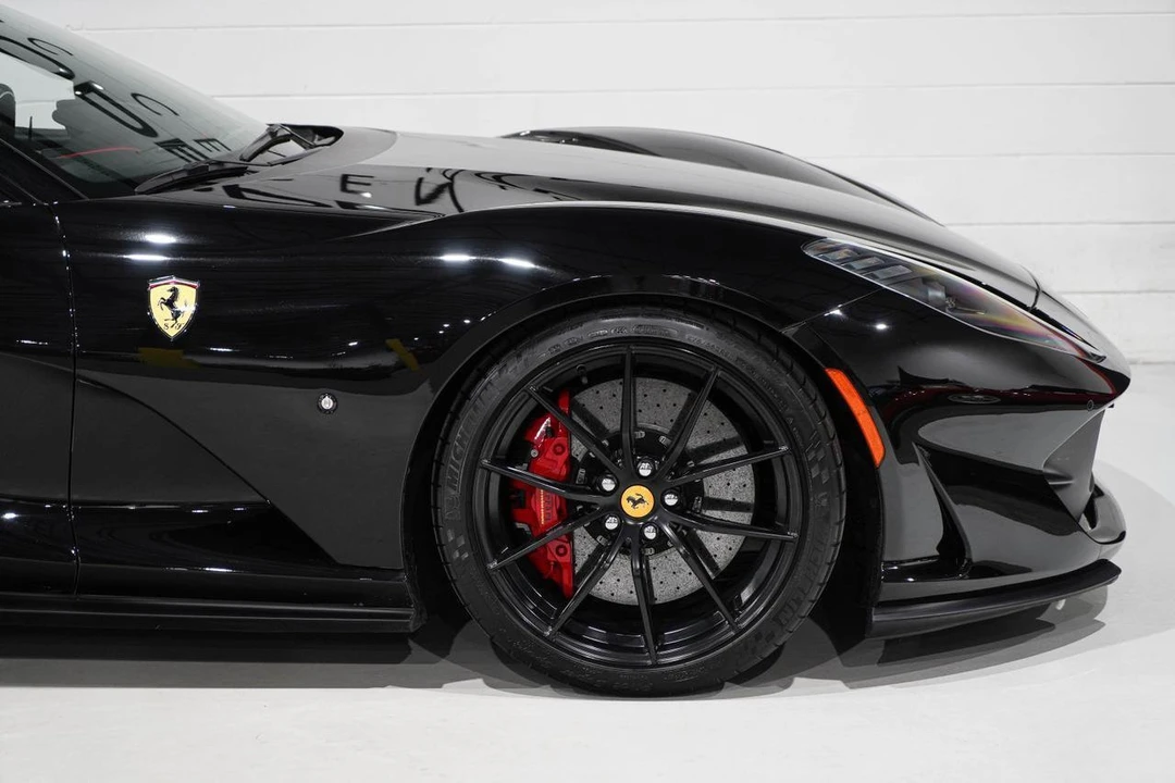 2019 Ferrari 812 Superfast - Image 23 of 31