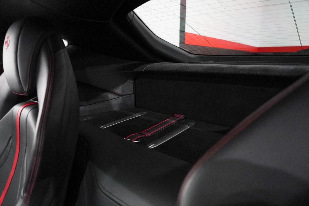 2019 Ferrari 812 Superfast - Image 15 of 21