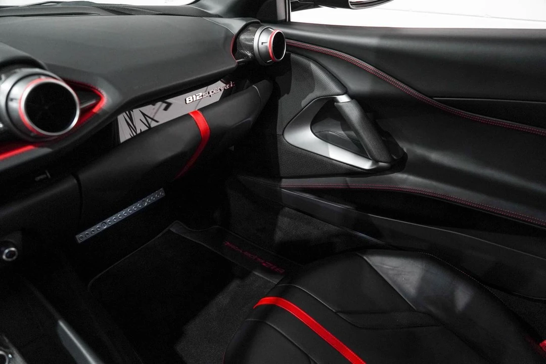 2019 Ferrari 812 Superfast - Image 14 of 21