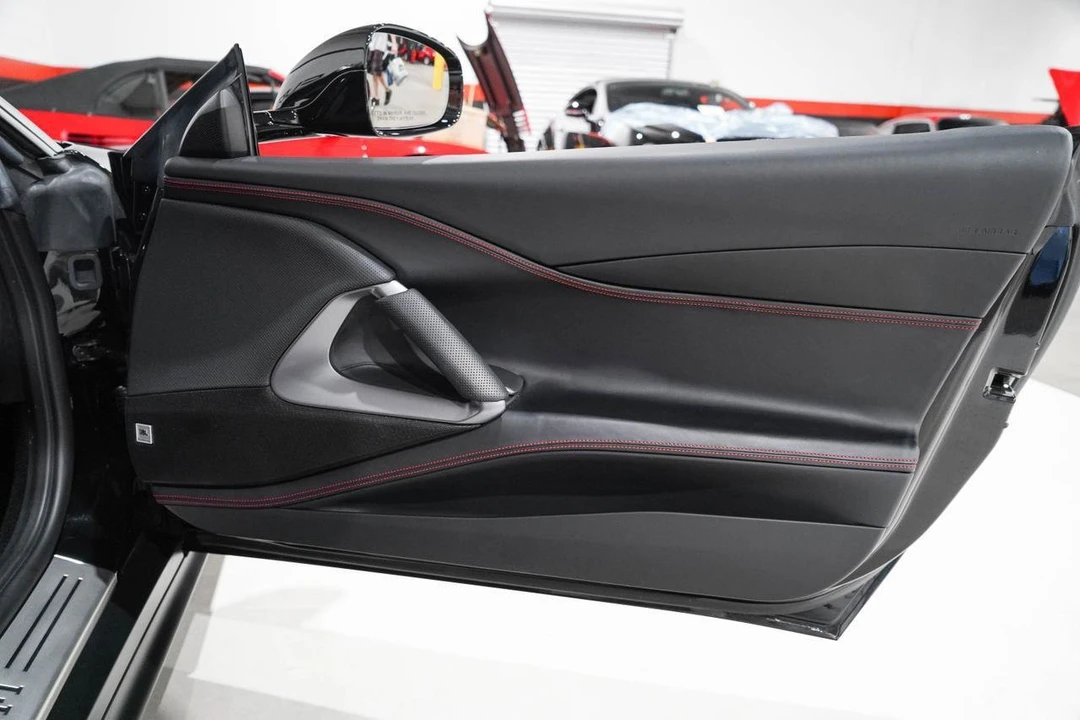 2019 Ferrari 812 Superfast - Image 20 of 31