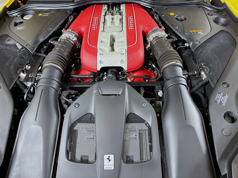 2019 Ferrari 812 Superfast - Image 20 of 30