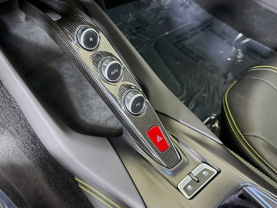 2019 Ferrari 812 Superfast - Image 15 of 30
