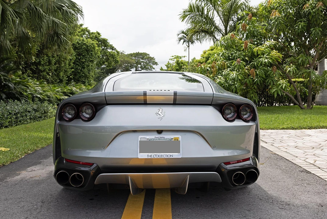 2019 Ferrari 812 Superfast - Image 5 of 31