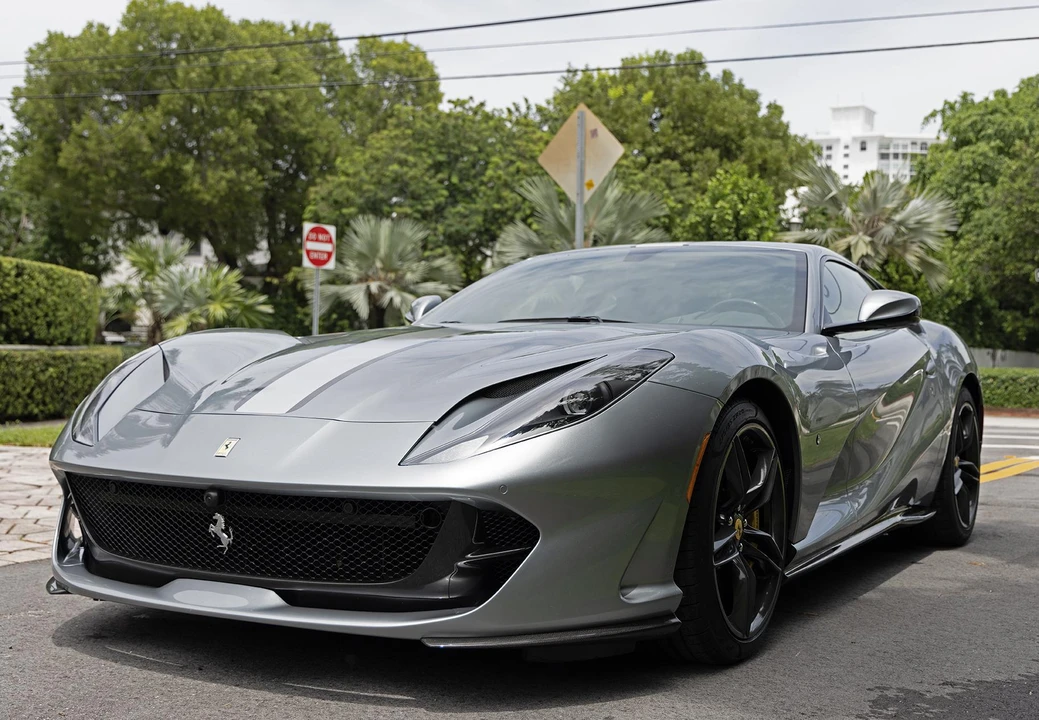 2019 Ferrari 812 Superfast - Image 2 of 31
