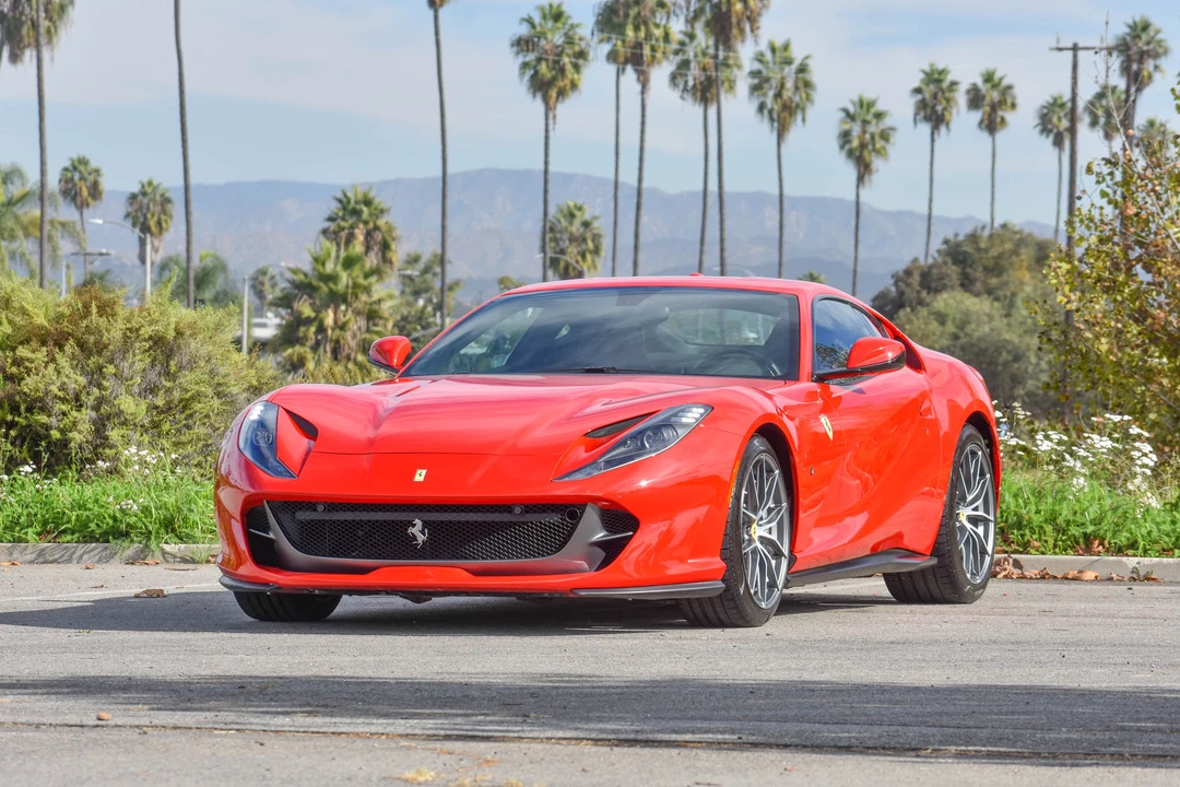2019 Ferrari 812 Superfast - Image 3 of 31