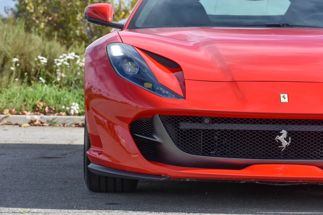 2019 Ferrari 812 Superfast - Image 20 of 31