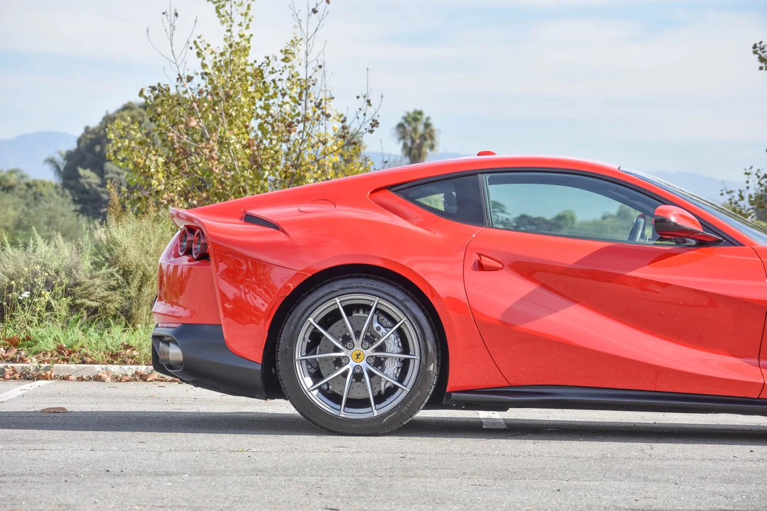 2019 Ferrari 812 Superfast - Image 24 of 31