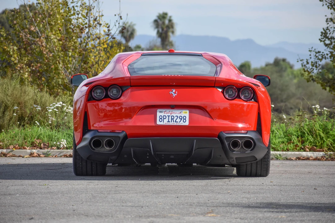 2019 Ferrari 812 Superfast - Image 18 of 31
