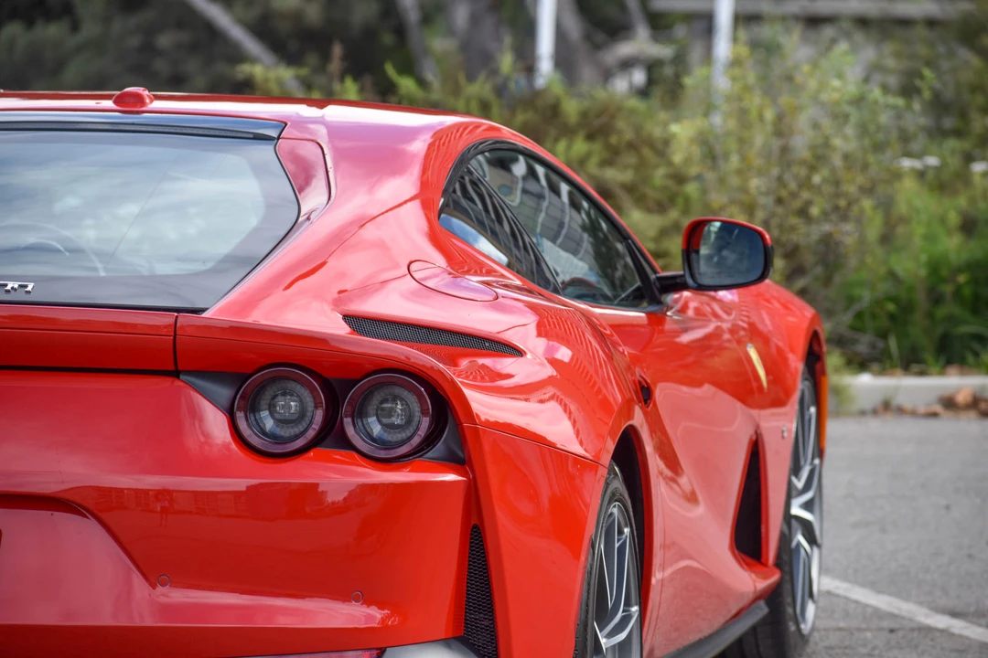 2019 Ferrari 812 Superfast - Image 31 of 31