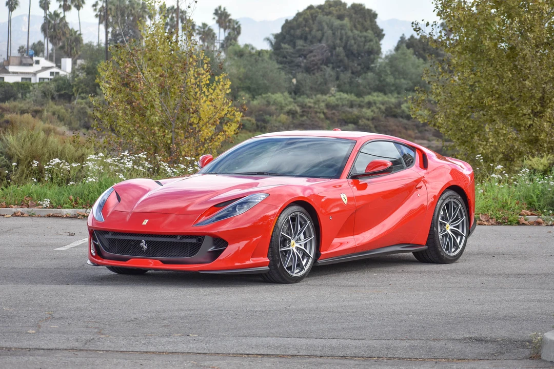 2019 Ferrari 812 Superfast - Image 4 of 31