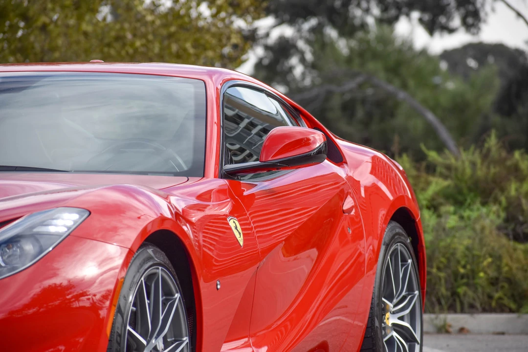 2019 Ferrari 812 Superfast - Image 26 of 31
