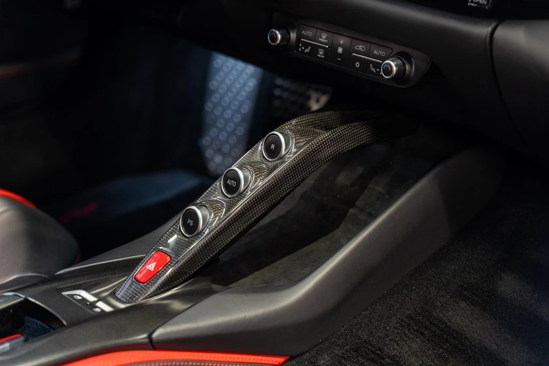 2019 Ferrari 812 Superfast - Image 10 of 21