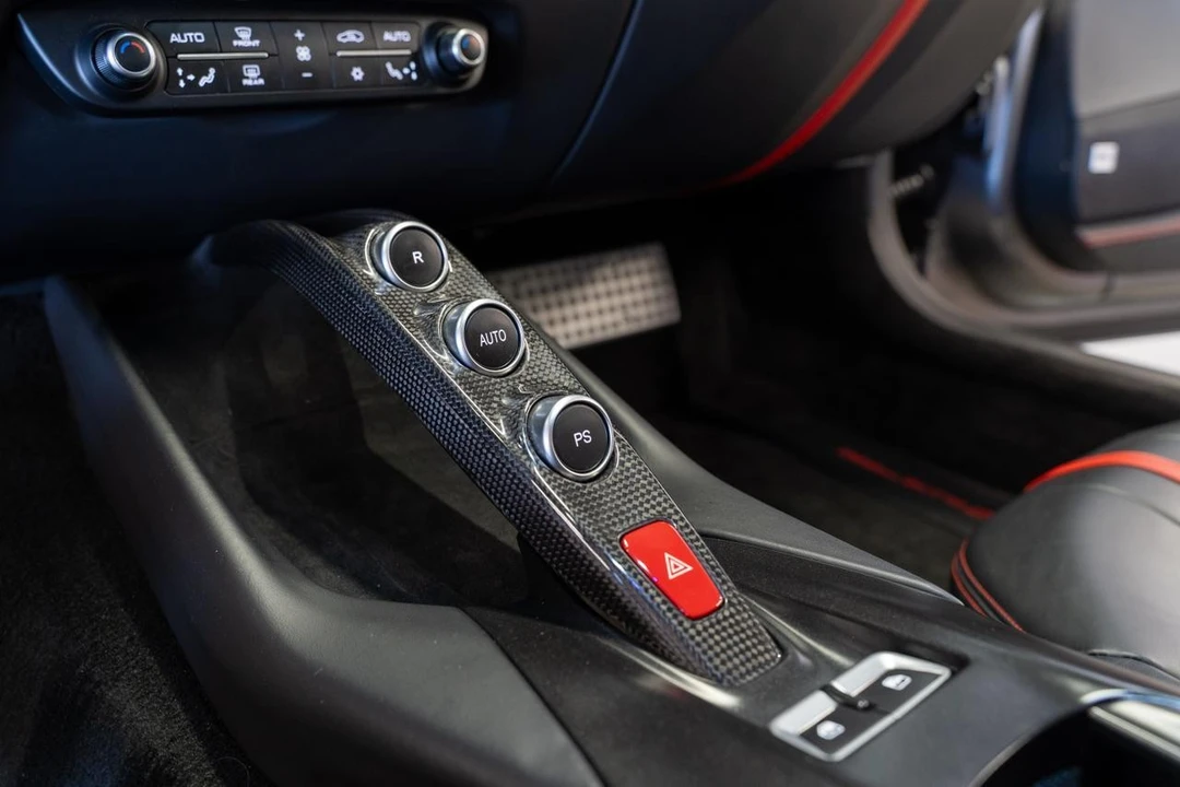 2019 Ferrari 812 Superfast - Image 5 of 21