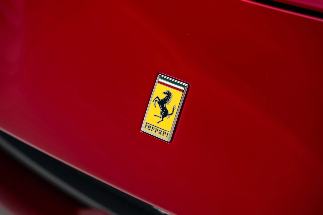 2019 Ferrari 812 Superfast - Image 9 of 12