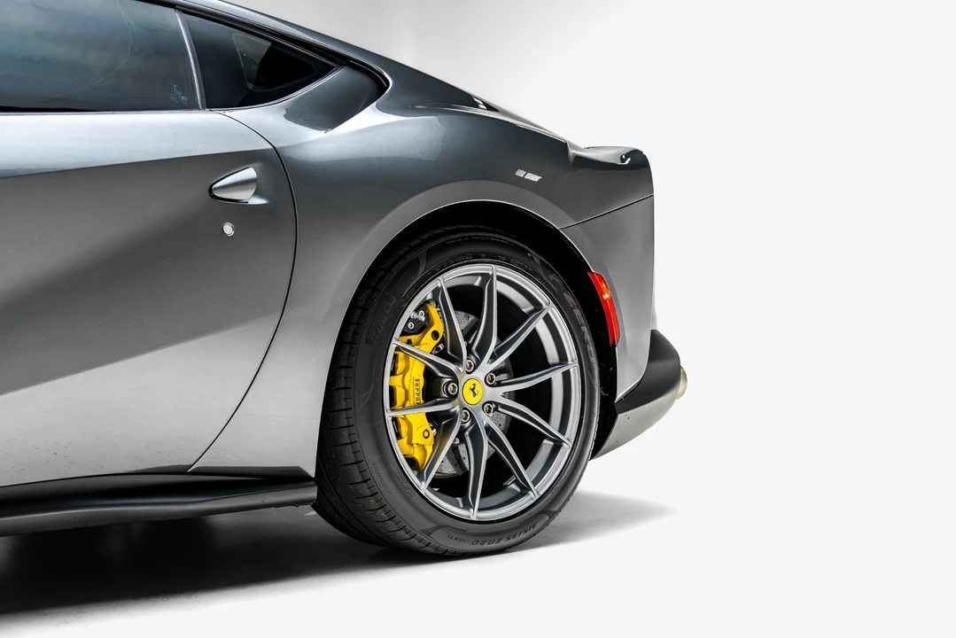 2019 Ferrari 812 Superfast - Image 17 of 31