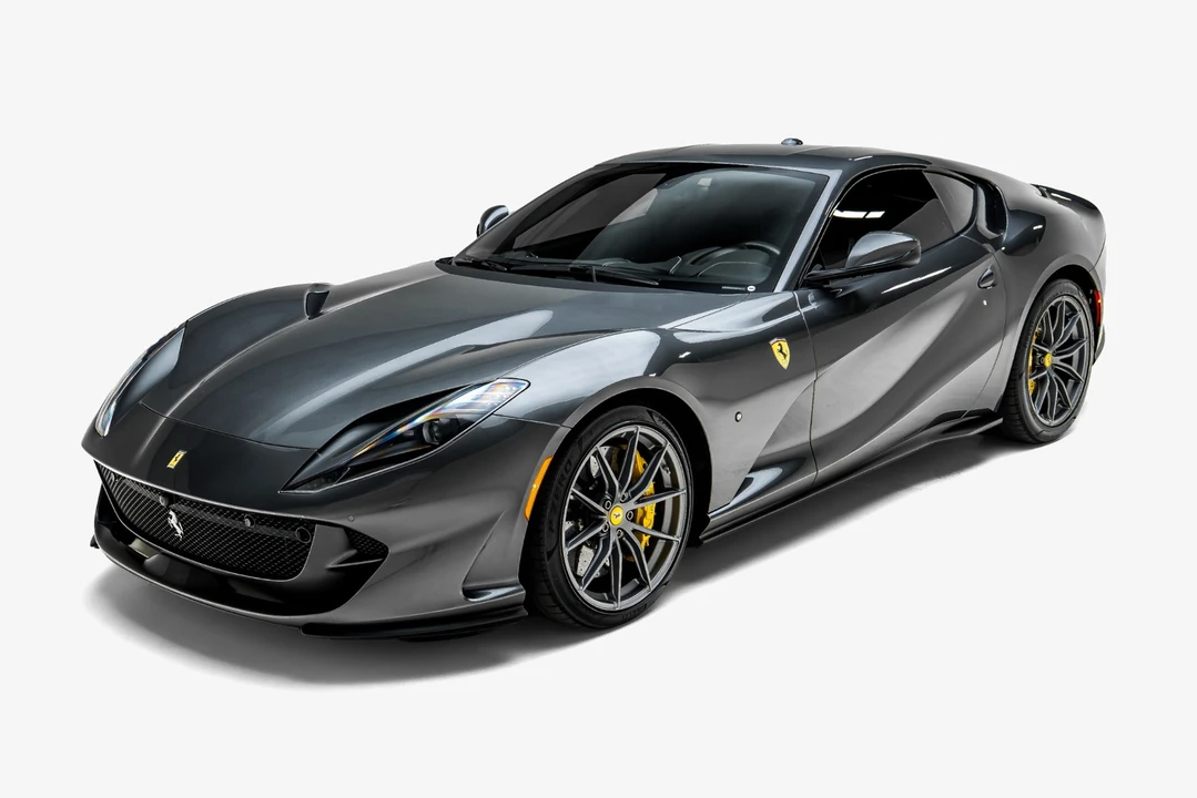 2019 Ferrari 812 Superfast - Image 9 of 31