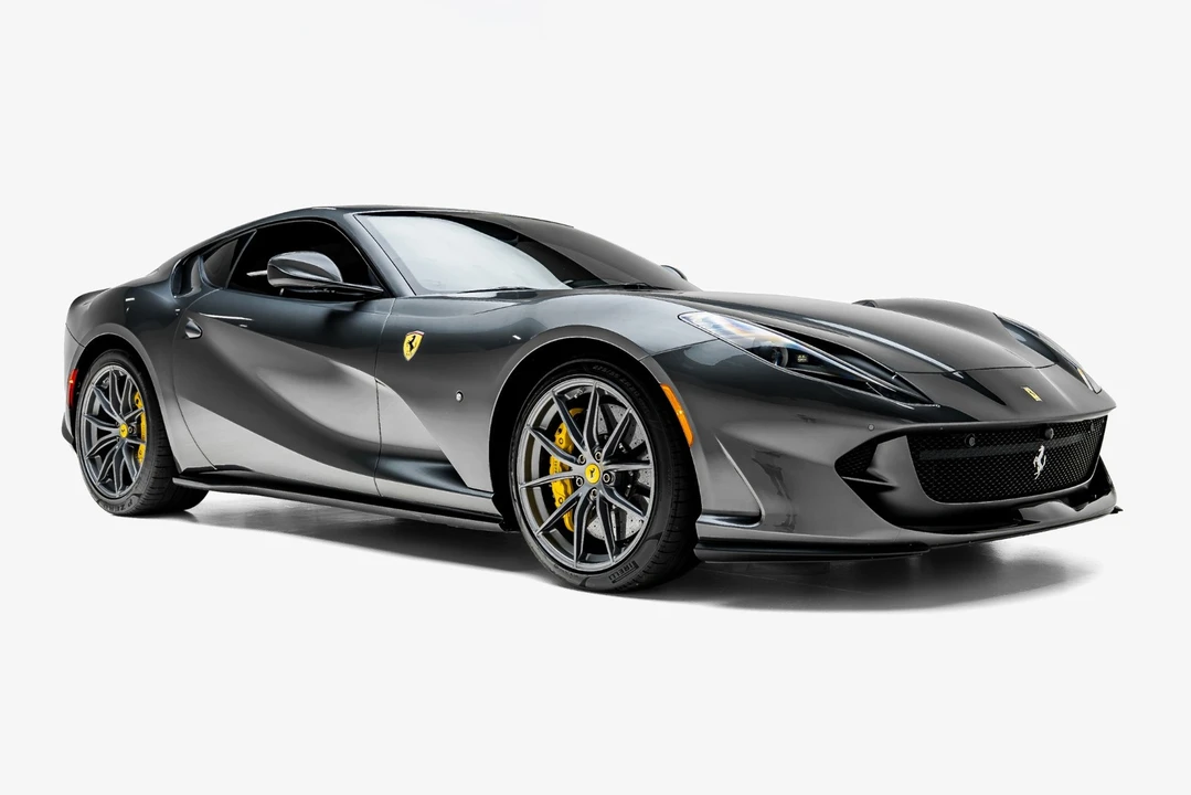 2019 Ferrari 812 Superfast - Image 5 of 31