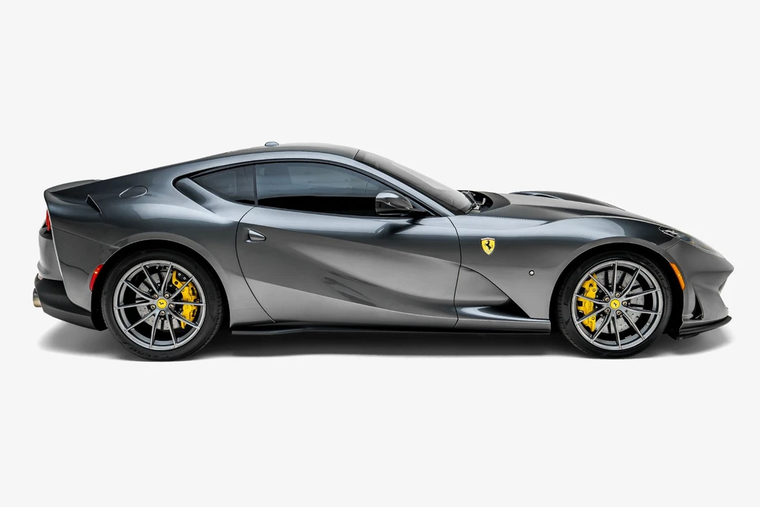 2019 Ferrari 812 Superfast - Image 3 of 31