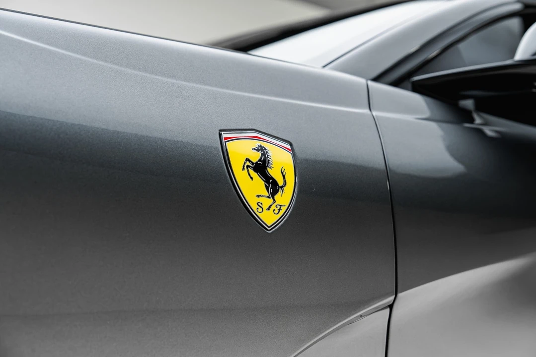 2019 Ferrari 812 Superfast - Image 25 of 31