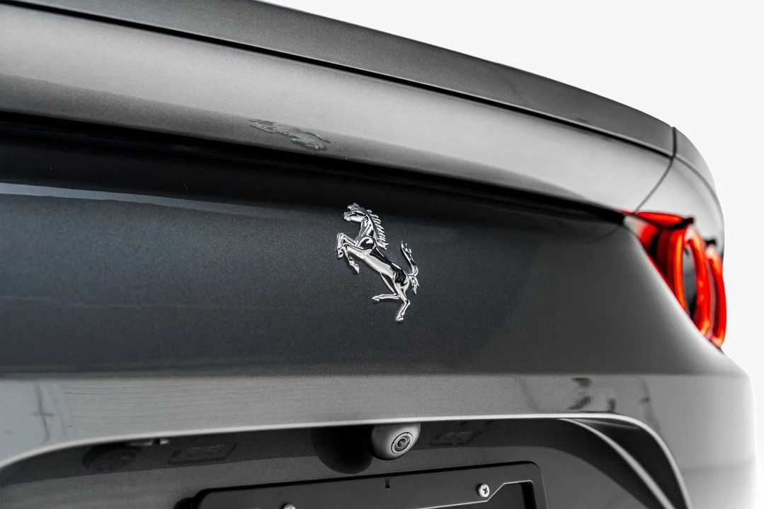 2019 Ferrari 812 Superfast - Image 28 of 31