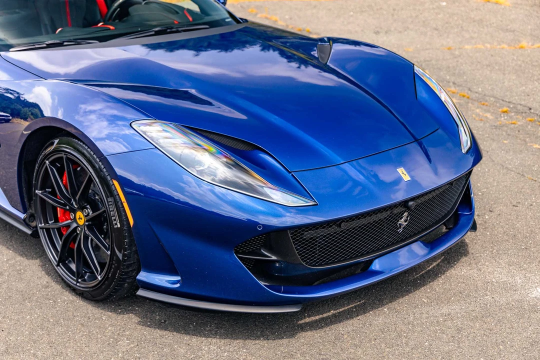2019 Ferrari 812 Superfast - Image 15 of 31