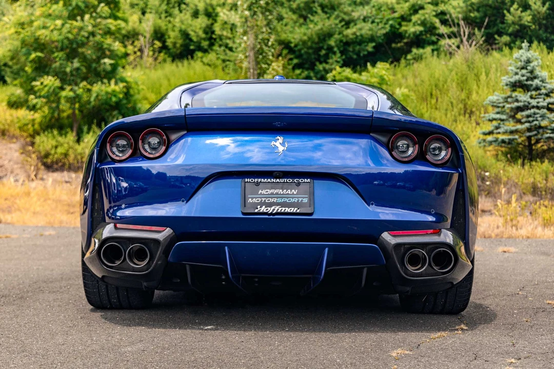 2019 Ferrari 812 Superfast - Image 7 of 31