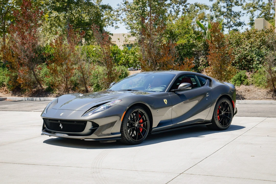 2019 Ferrari 812 Superfast - Image 3 of 31