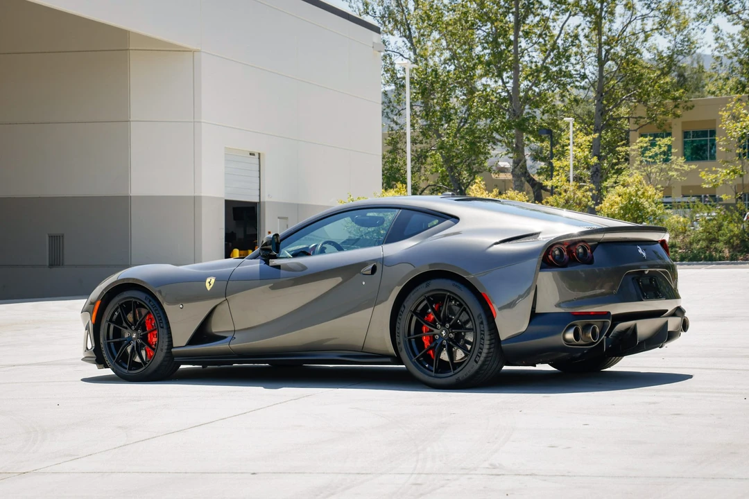2019 Ferrari 812 Superfast - Image 8 of 31