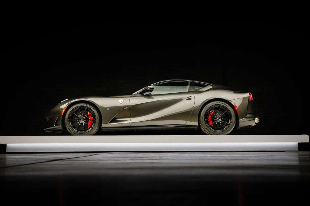 2019 Ferrari 812 Superfast - Image 25 of 31