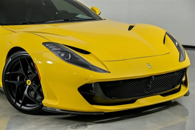 2019 Ferrari 812 Superfast - Image 3 of 21