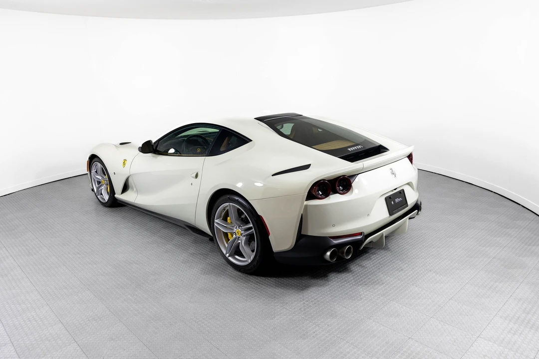 2019 Ferrari - Image 15 of 31