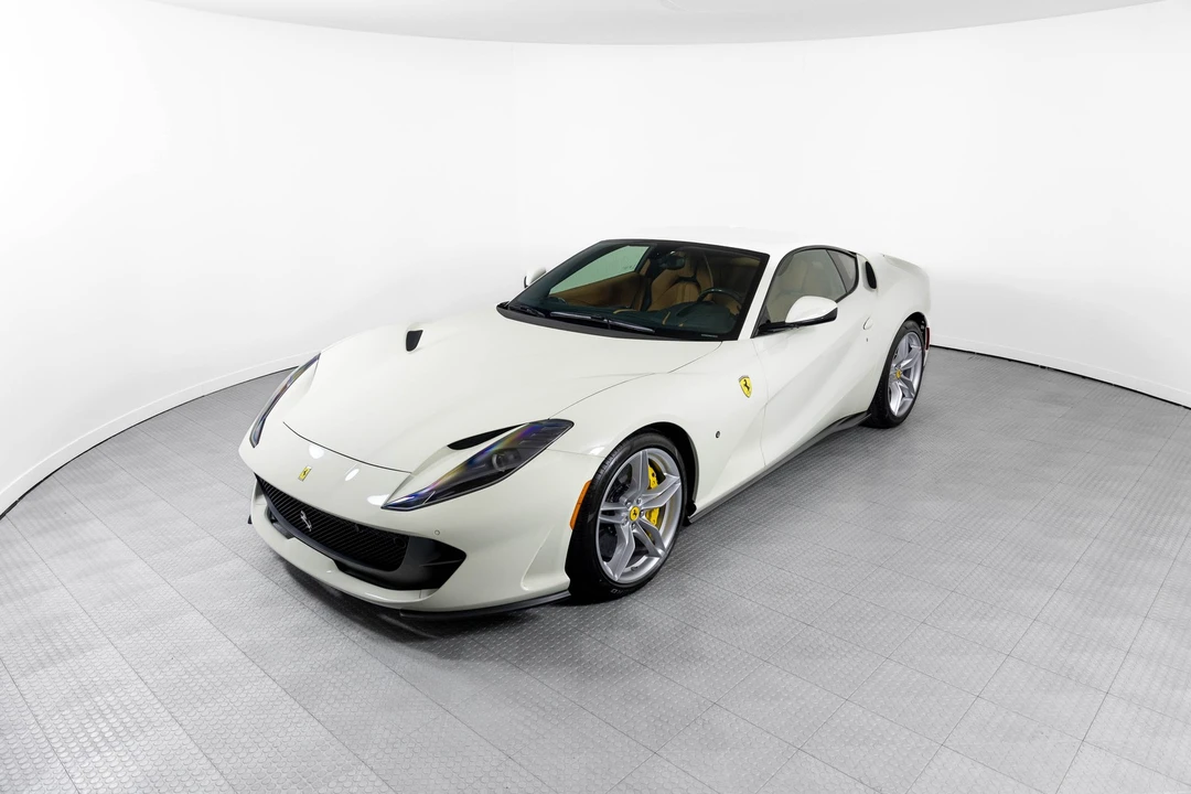 2019 Ferrari - Image 10 of 31