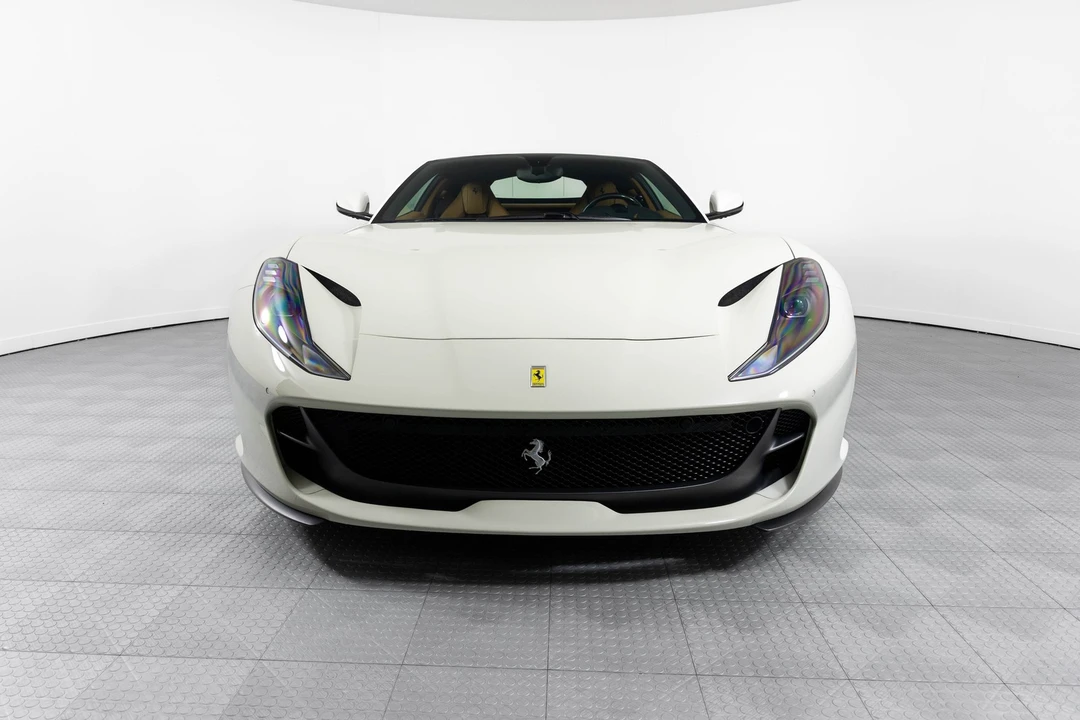 2019 Ferrari - Image 16 of 31