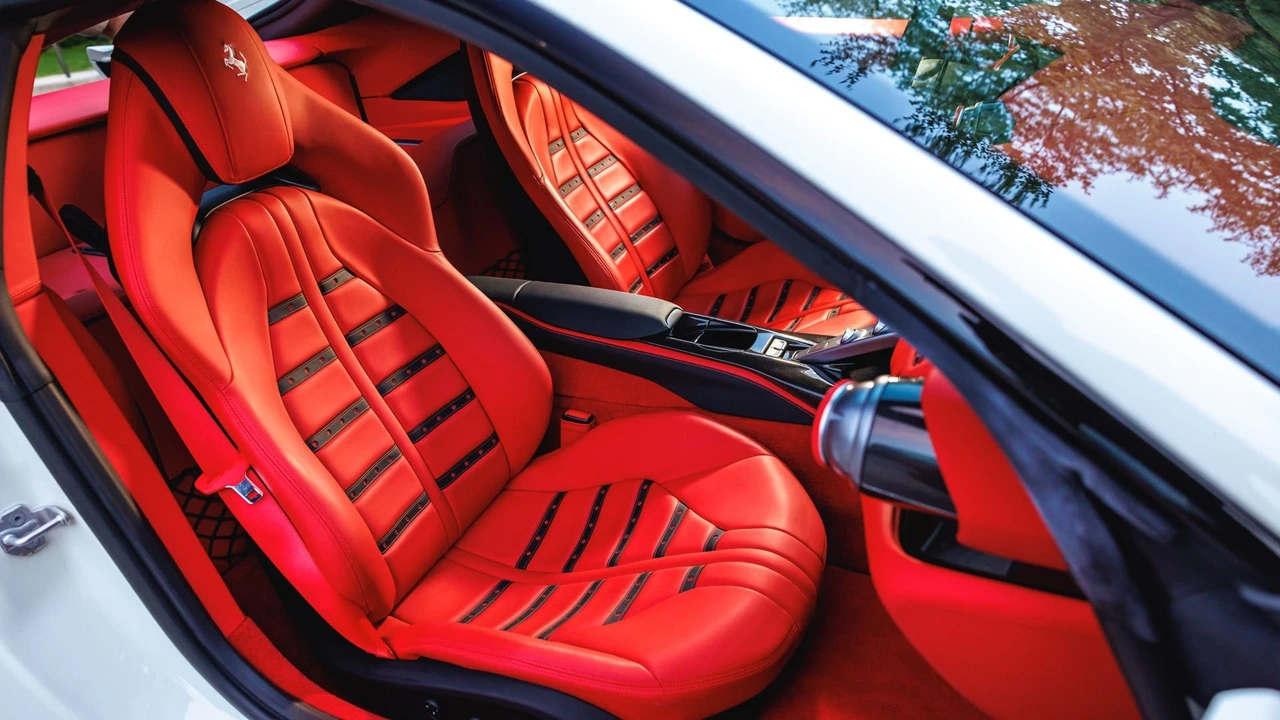 2019 Ferrari 812 Superfast - Image 7 of 31