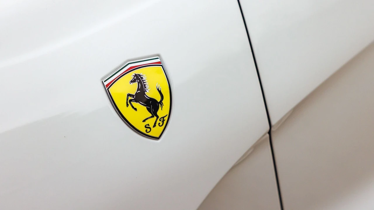 2019 Ferrari 812 Superfast - Image 31 of 31