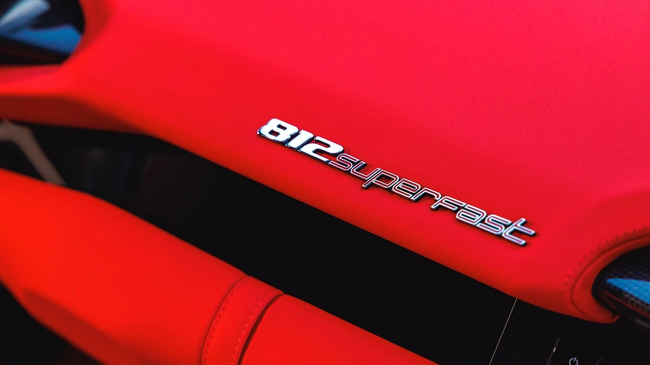 2019 Ferrari 812 Superfast - Image 8 of 31
