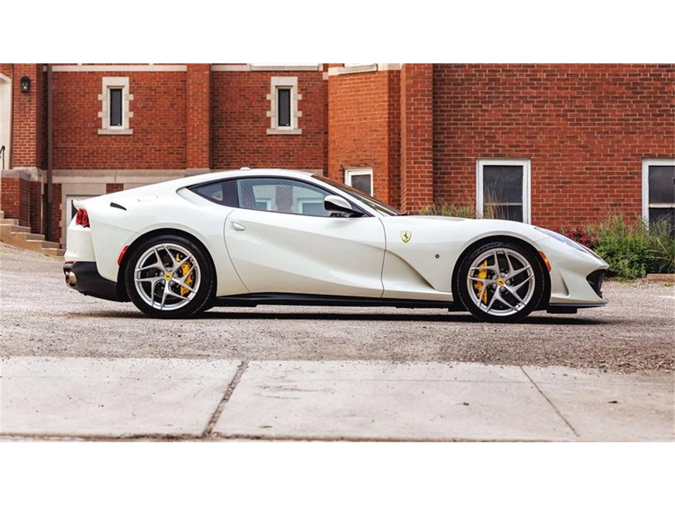 2019 Ferrari 812 Superfast - Image 3 of 31