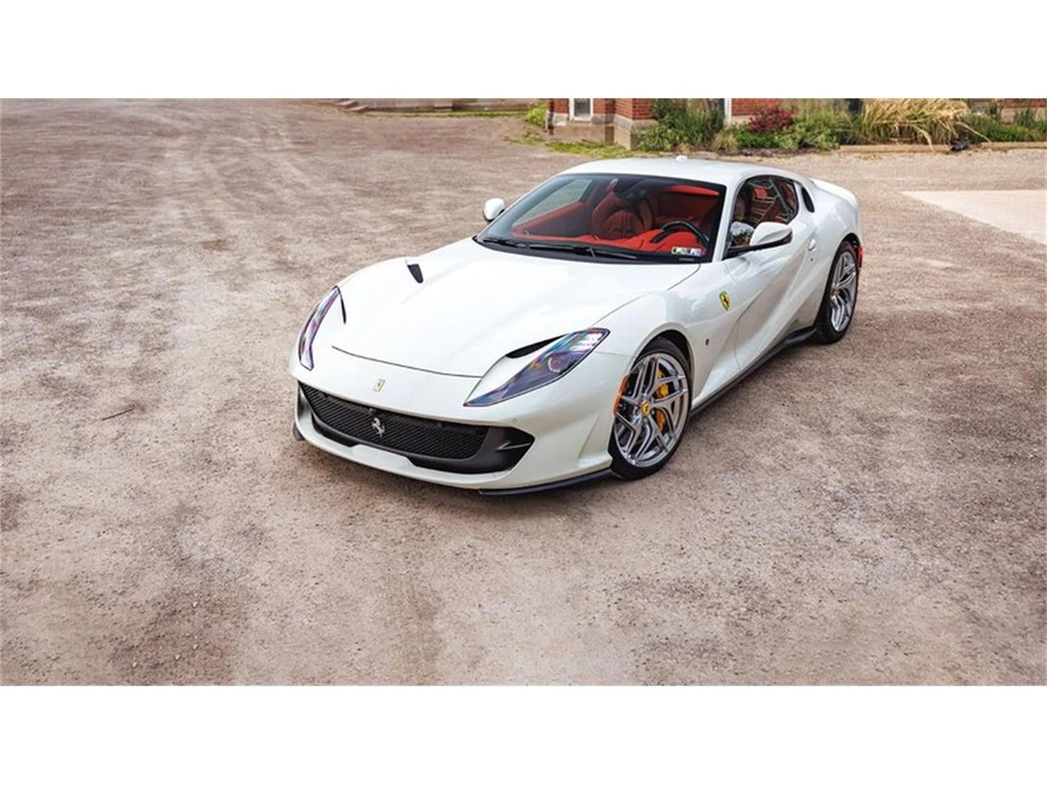 2019 Ferrari 812 Superfast - Image 14 of 31