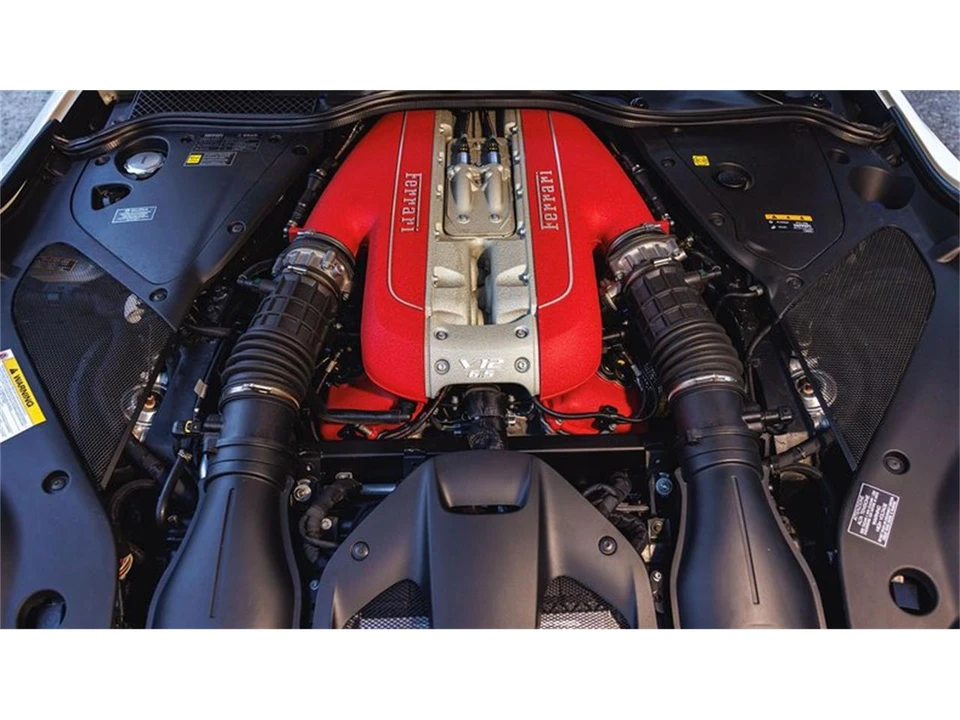2019 Ferrari 812 Superfast - Image 26 of 31