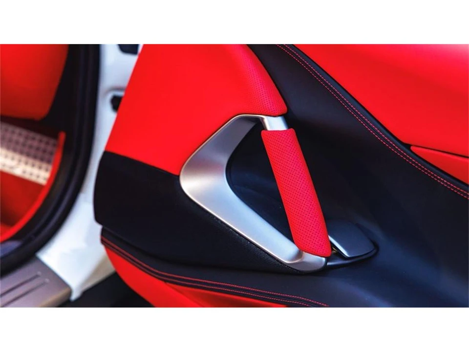 2019 Ferrari 812 Superfast - Image 18 of 31