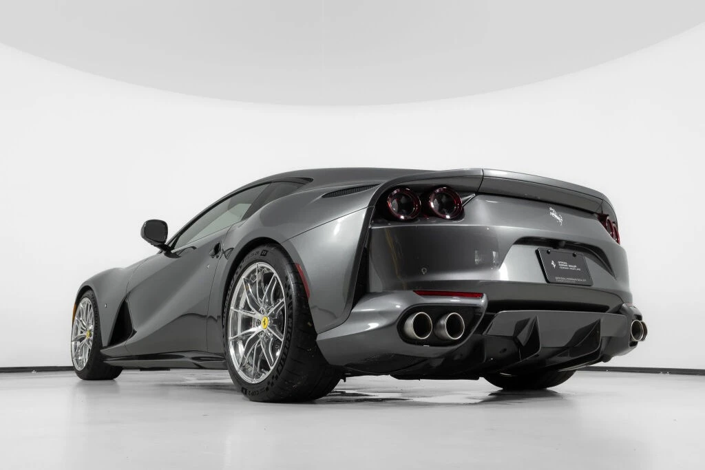 2019 Ferrari 812 Superfast - Image 17 of 31