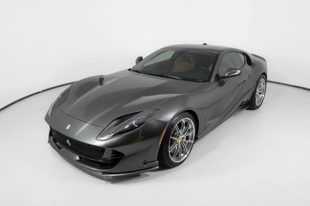 2019 Ferrari 812 Superfast - Image 2 of 31