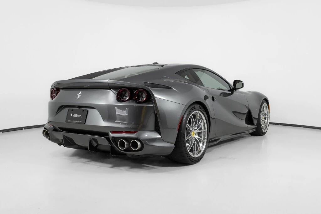 2019 Ferrari 812 Superfast - Image 8 of 31