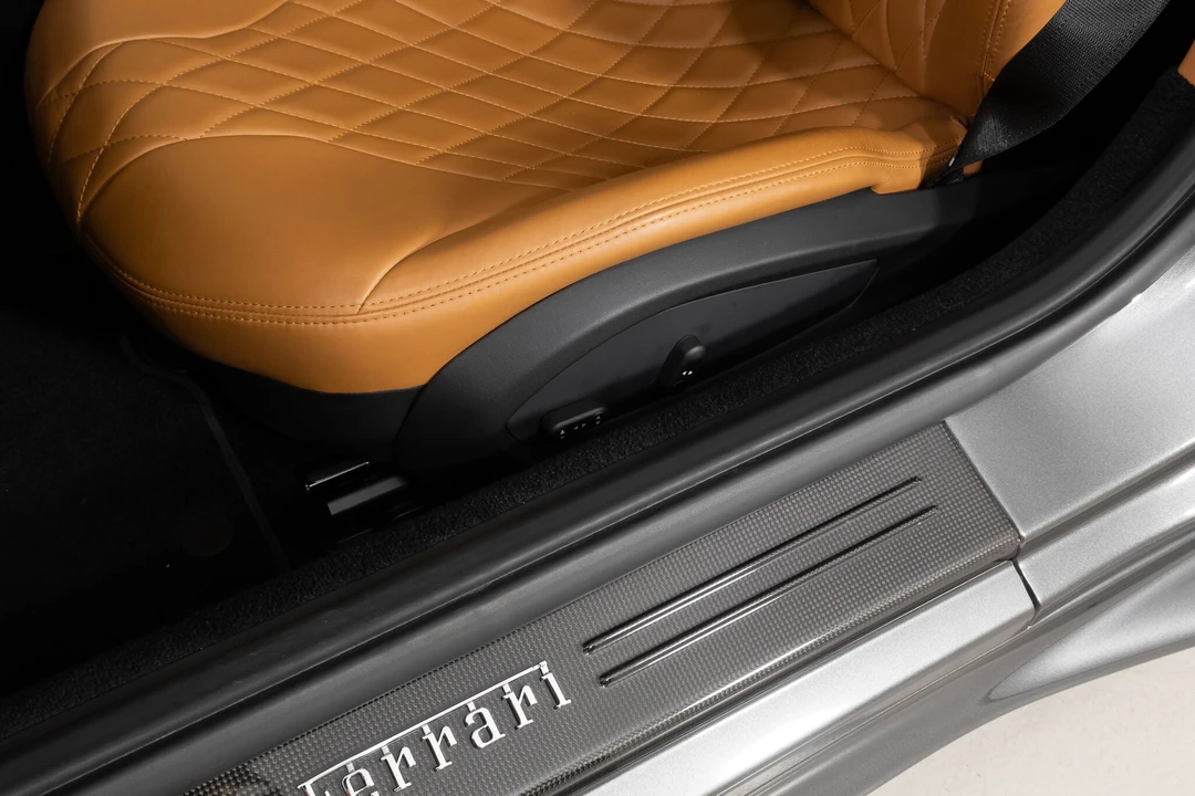 2019 Ferrari 812 Superfast - Image 27 of 31