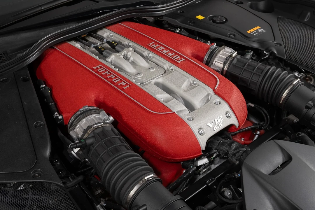 2019 Ferrari 812 Superfast - Image 22 of 31