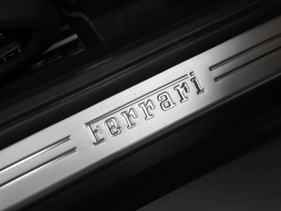 2019 Ferrari 812 Superfast - Image 23 of 31