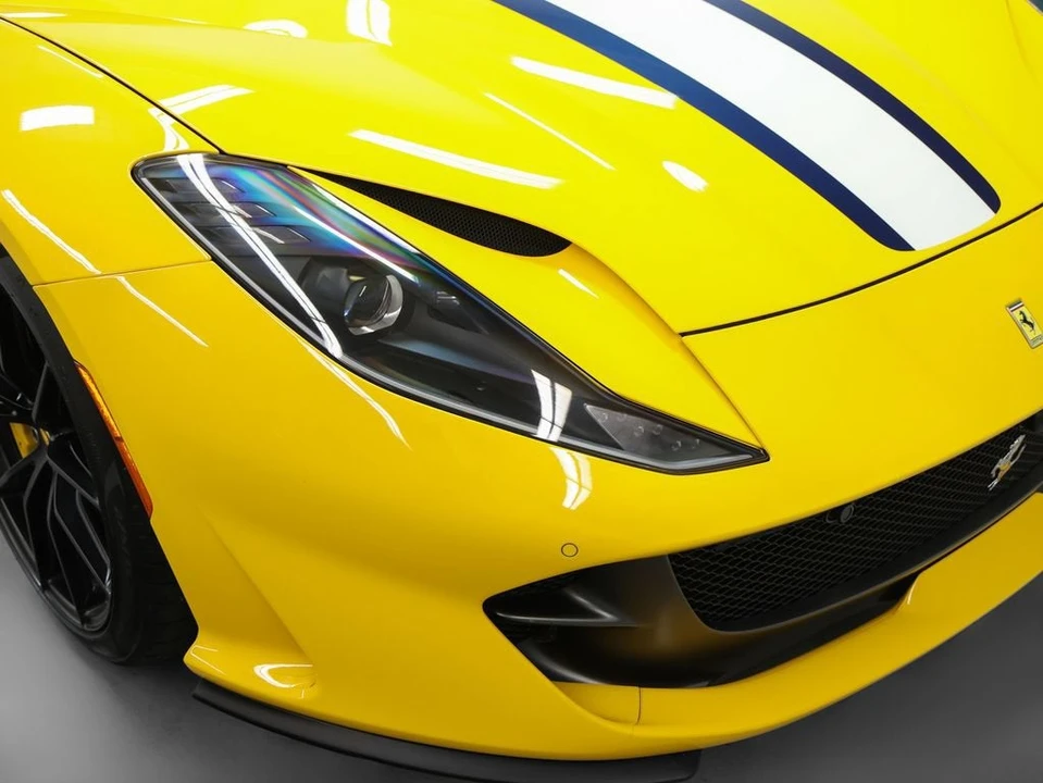 2019 Ferrari 812 Superfast - Image 4 of 31